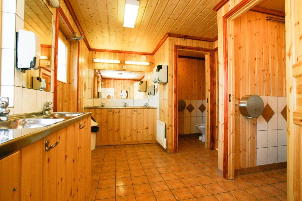 Saiva Camping & Stugby ビルヘルミーナ エクステリア 写真